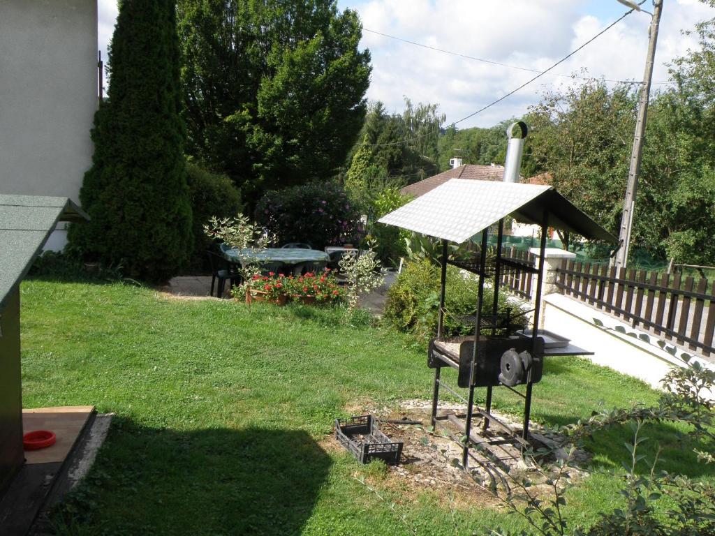 Chambres D'Hotes Le Pavillon Du Charme Cousances-les-Forges Exterior foto